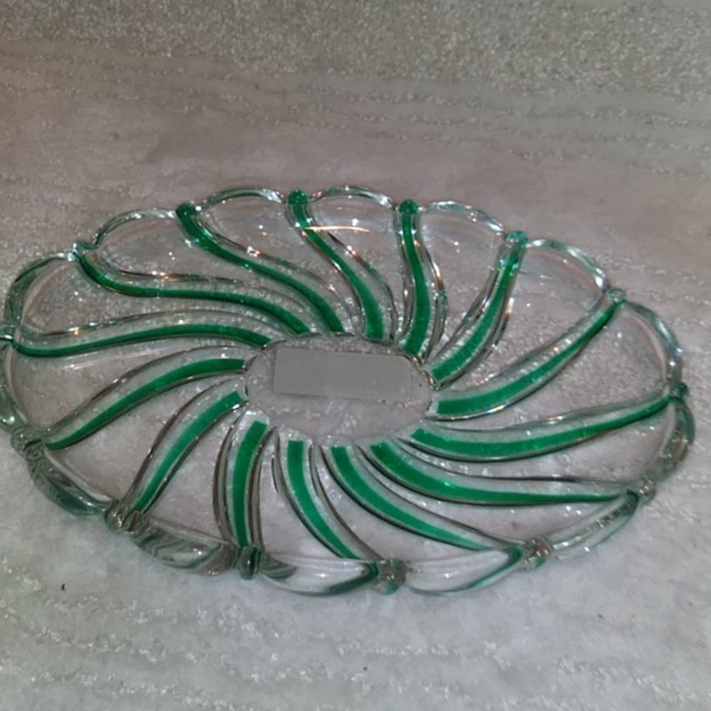 Mikasa green peppermint sweet dish - Picture 1 of 3